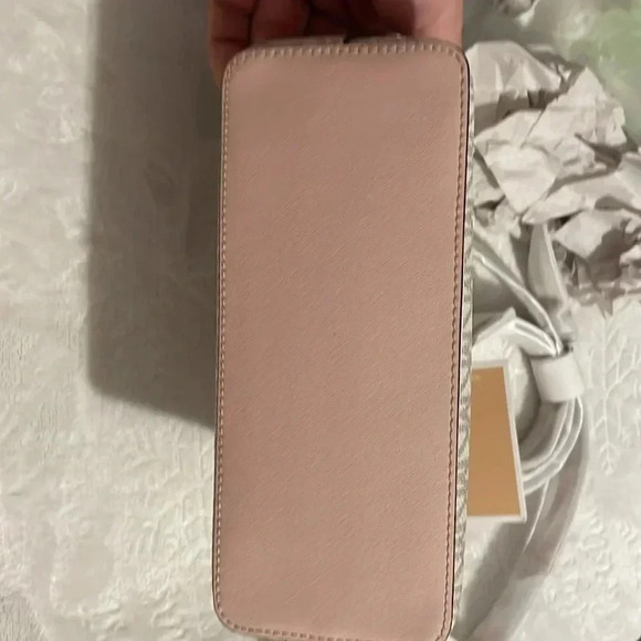 Michael Kors Small Handbag White and Khaki NWT - Picture 9 of 12